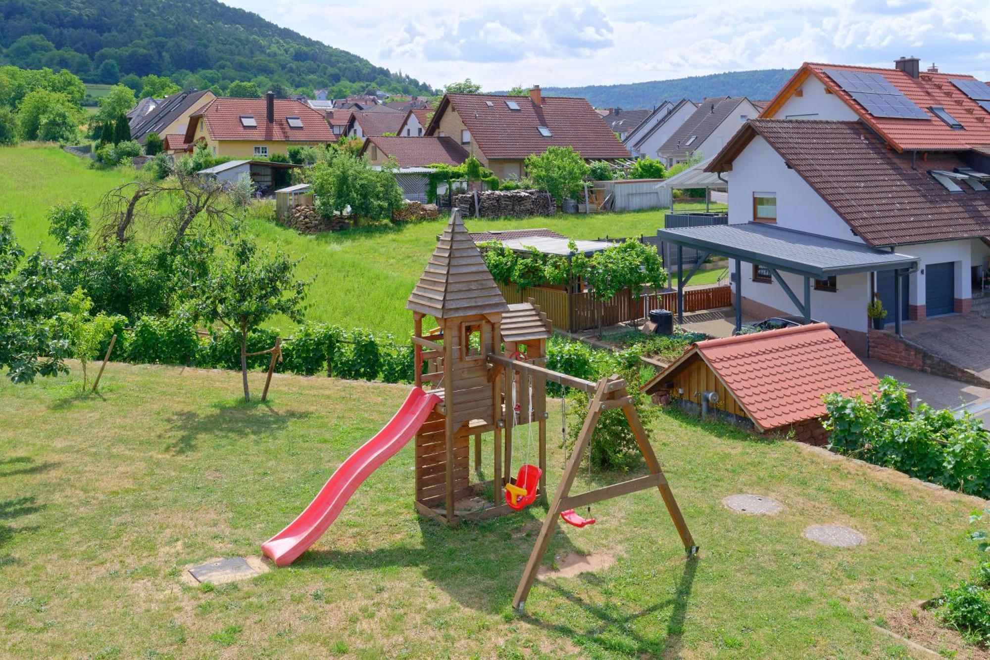 Main-Vinotel Weingut Helmstetter Бюргштадт Экстерьер фото